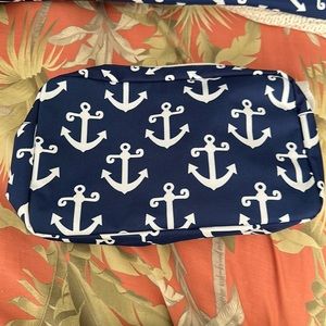 WB NWT Anchor Print Water-resistant Pouch